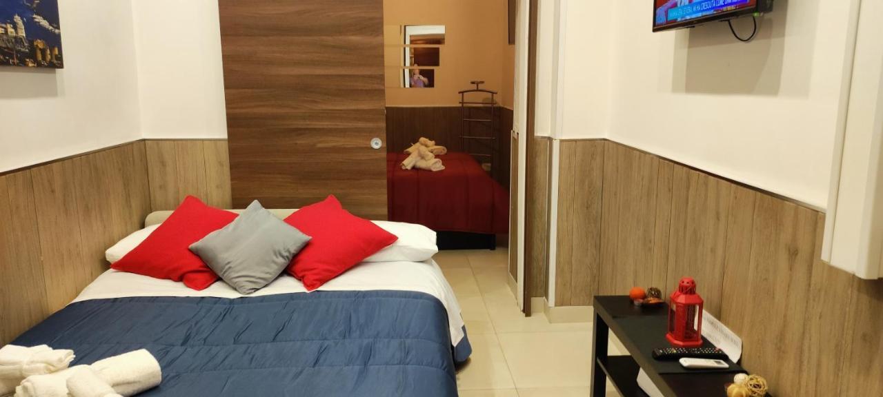 Apartamento Napuletanata Nápoles Exterior foto